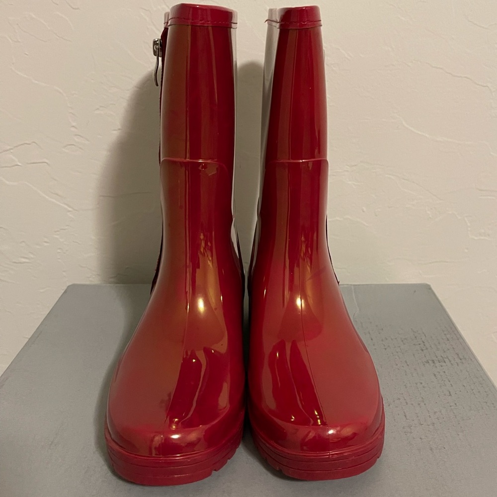 Unlisted By Kenneth Cole Rain boots
